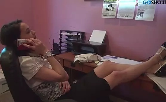 Woman Exposes Wide Legs for Wild Man Action